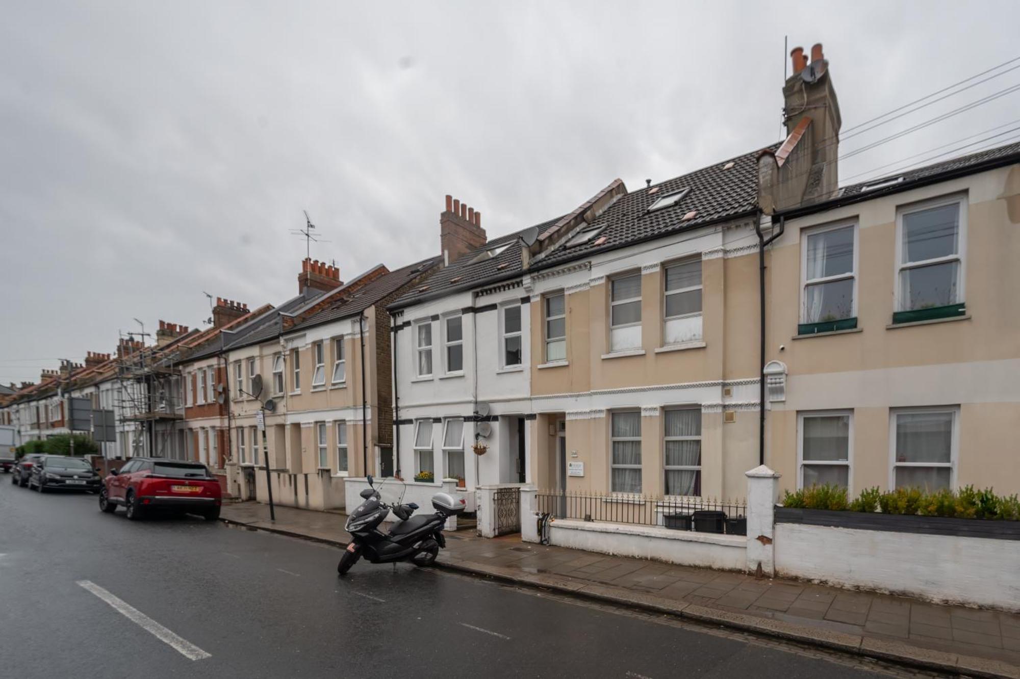 Flexistay Aparthotel Tooting London Ngoại thất bức ảnh
